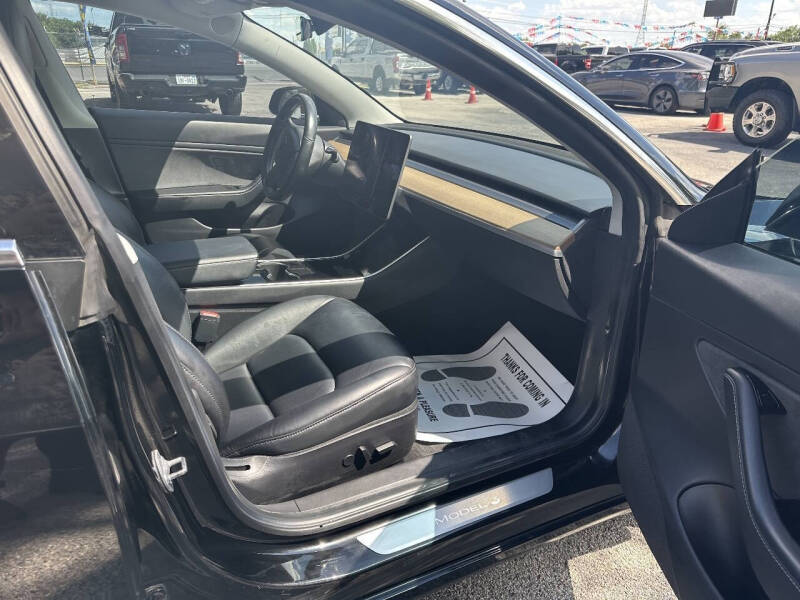 2019 Tesla Model 3 Mid Range