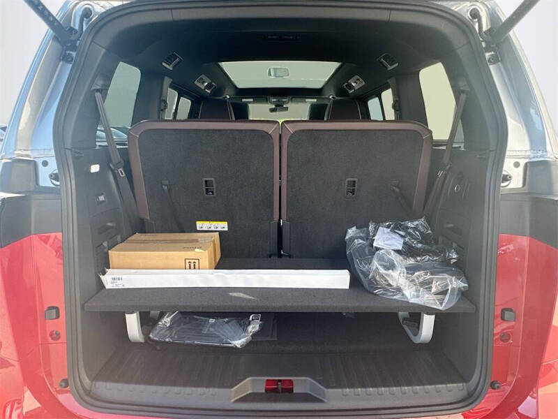 2025 Volkswagen ID. Buzz Pro S Plus 4Motion