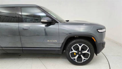 2023 Rivian R1T Adventure