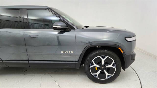 2023 Rivian R1T Adventure