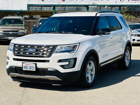 2017 Ford Explorer for sale at Pemex Auto Center in Fresno CA