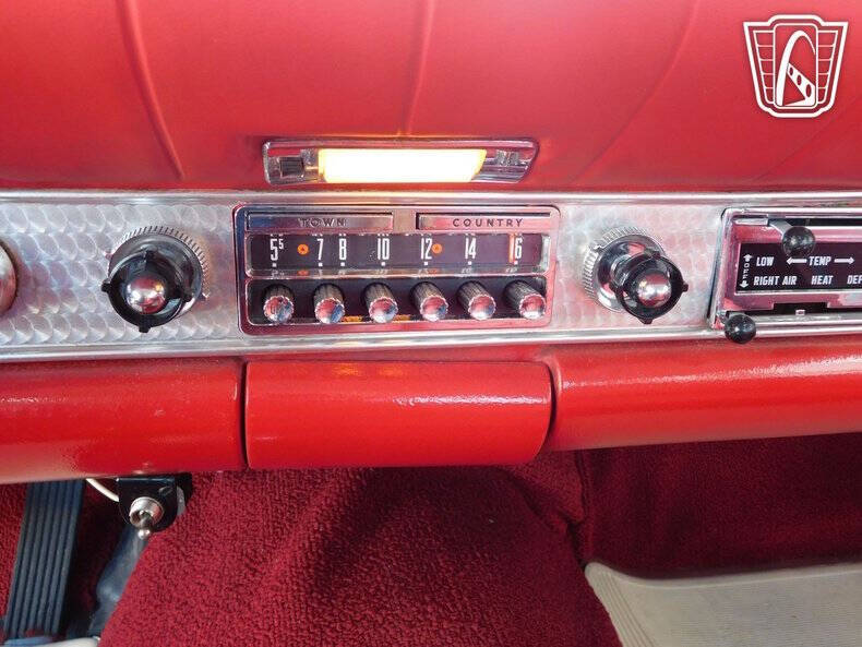 1957 Ford Thunderbird