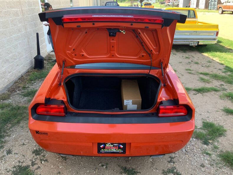 2008 Dodge Challenger SRT8