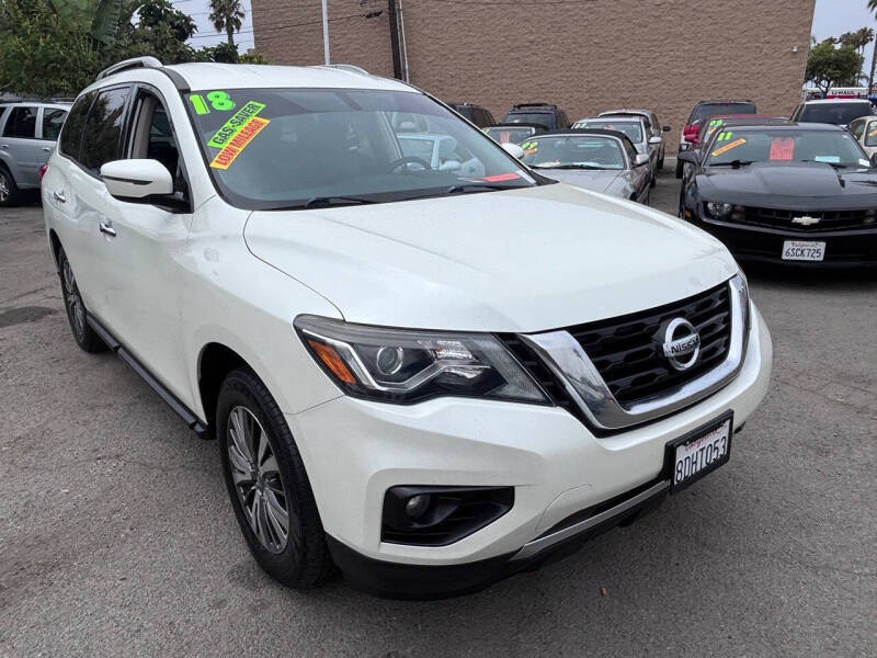 2018 Nissan Pathfinder SL