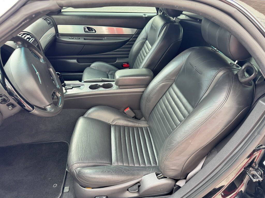 2002 Ford Thunderbird 8