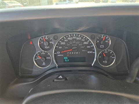 2025 Chevrolet Express 2500