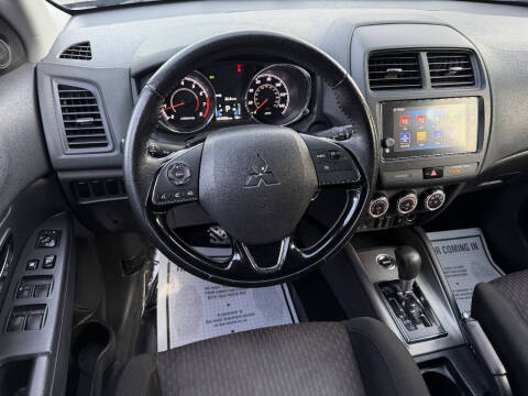 2019 Mitsubishi Outlander Sport LE