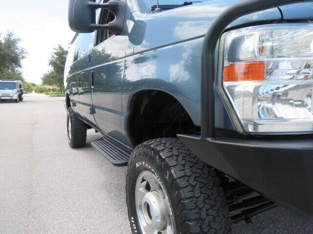 2013 Ford E-Series E-150 XLT