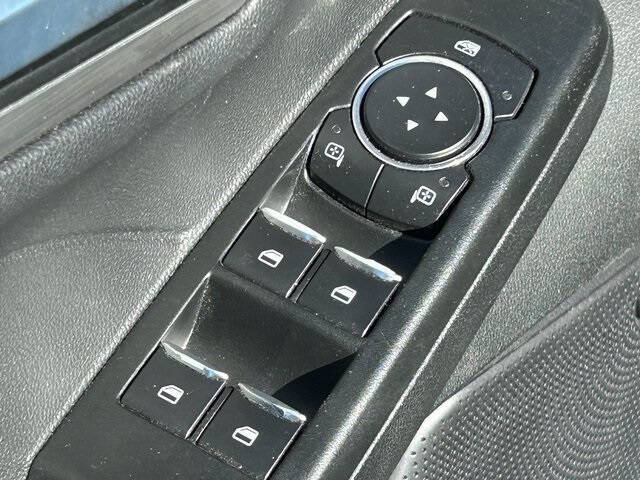 2022 Ford Escape Hybrid Titanium