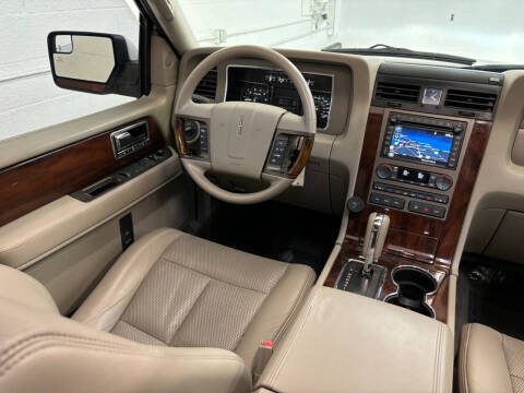 2012 Lincoln Navigator