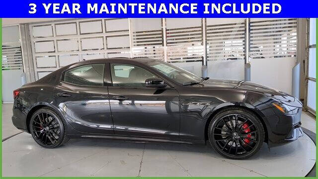 2023 Maserati Ghibli Modena Q4