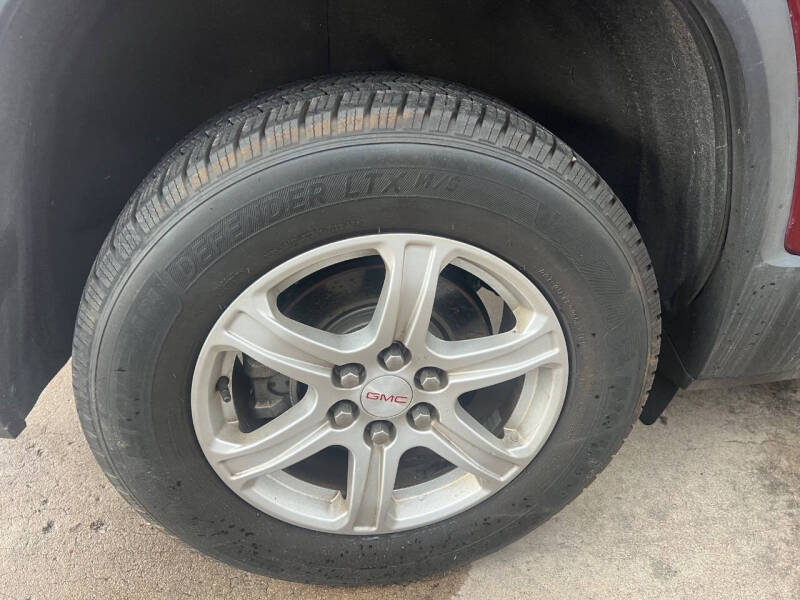 2017 GMC Acadia SLE-1