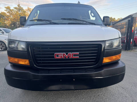 2019 GMC Savana 2500