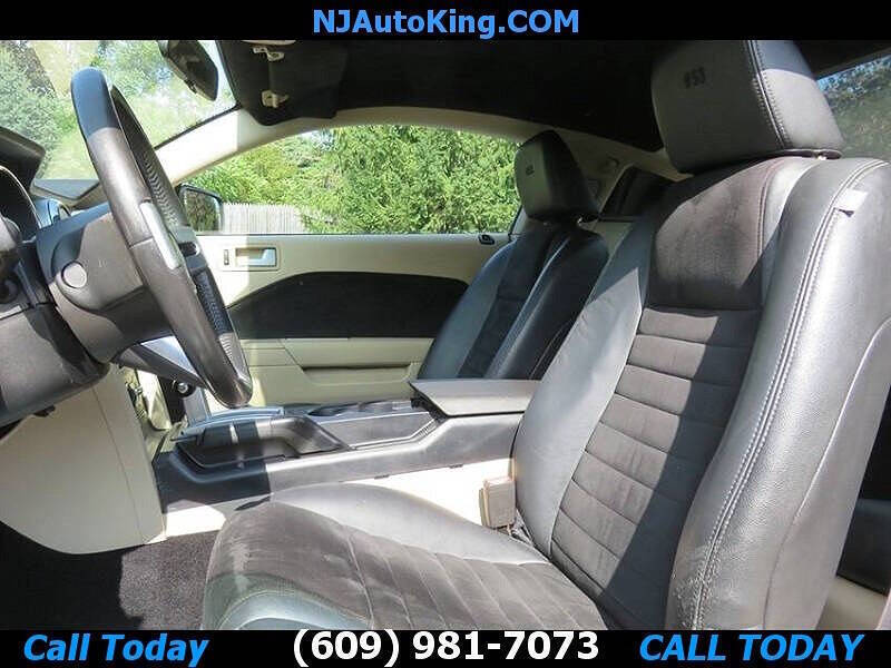 2007 Ford Mustang GT Deluxe