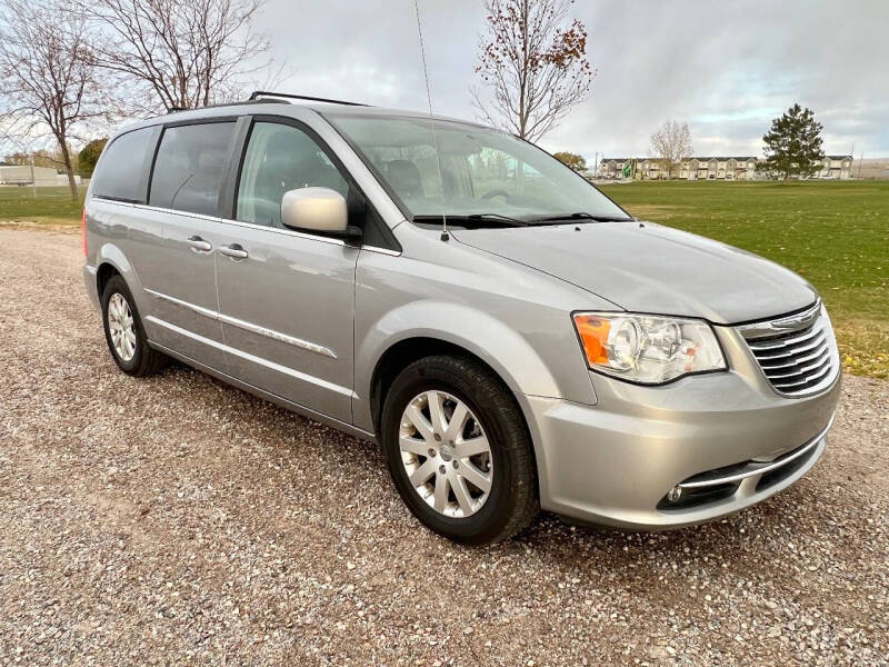 2015 Chrysler Town & Country Touring photo 7