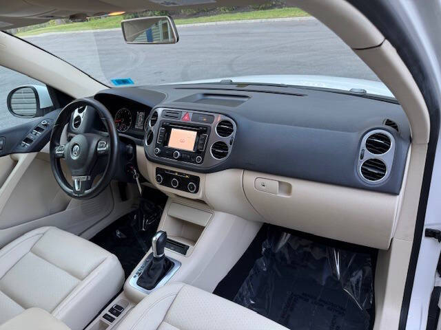 2011 Volkswagen Tiguan SE 4Motion