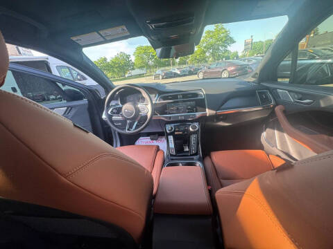 2024 Jaguar I-PACE EV400 R-Dynamic HSE