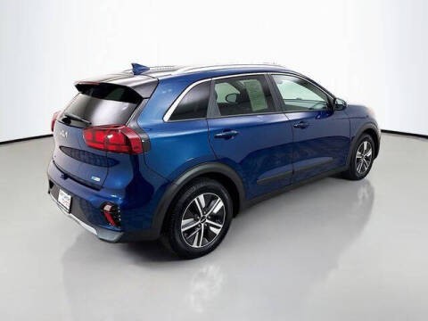 2022 Kia Niro LXS