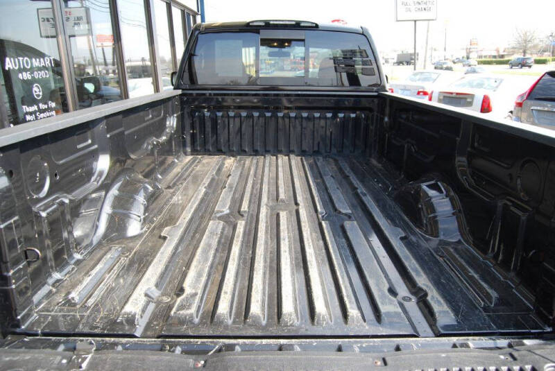 2017 Nissan Titan S