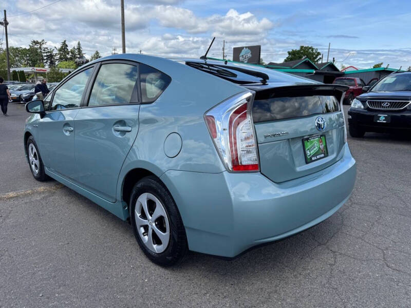 2014 Toyota Prius Two