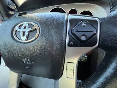 2014 Toyota Sequoia Platinum