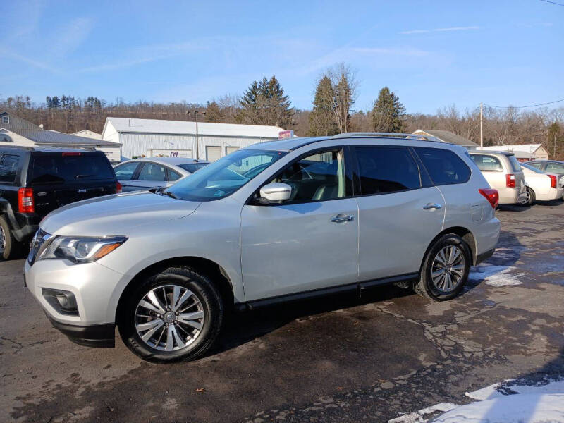 2019 Nissan Pathfinder SL