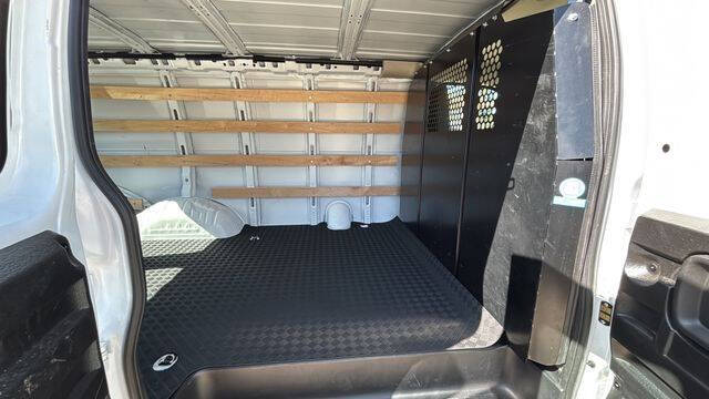 2024 Chevrolet Express 2500