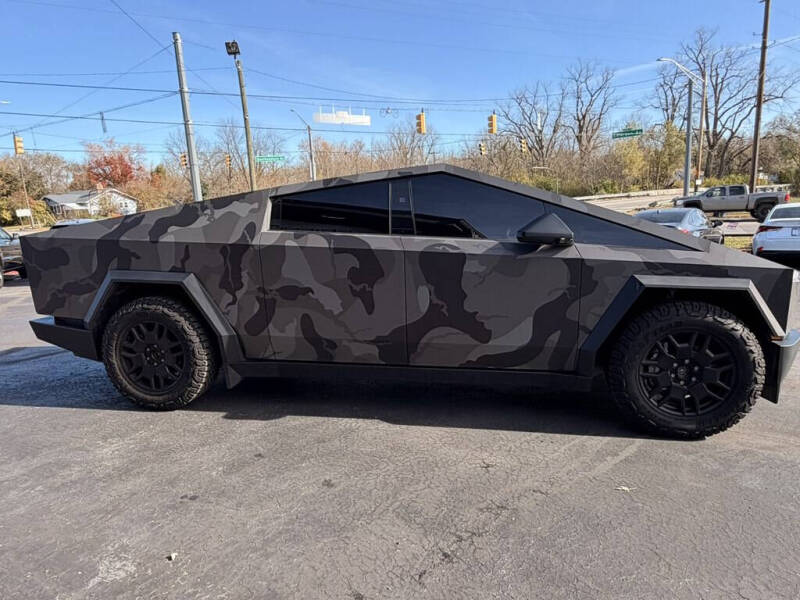 2024 Tesla Cybertruck