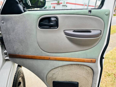 2000 Dodge Ram Van 1500