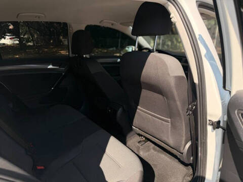 2019 Volkswagen e-Golf SE