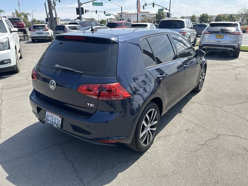 2017 Volkswagen Golf TSI SE