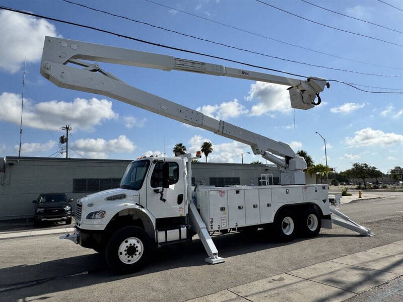 2017 Freightliner M2 106