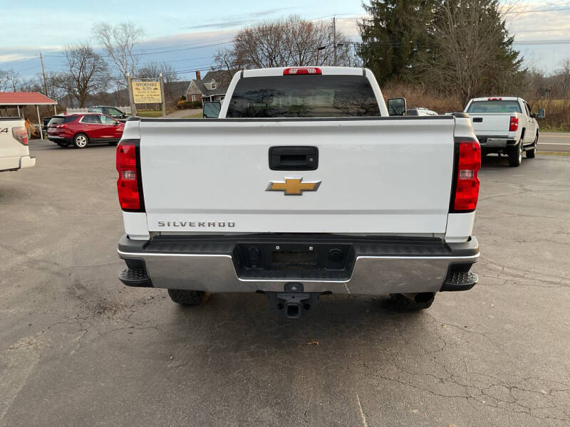 2017 Chevrolet Silverado 2500HD Work Truck photo 8