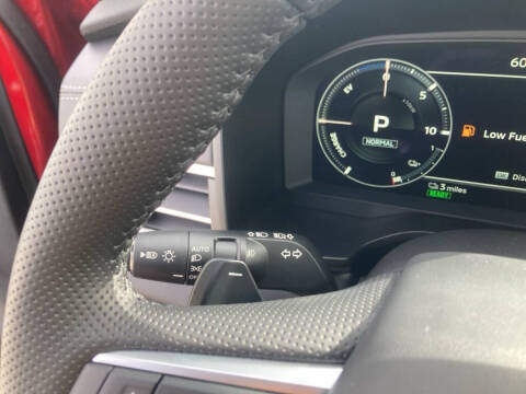 2025 Mitsubishi Outlander PHEV SEL