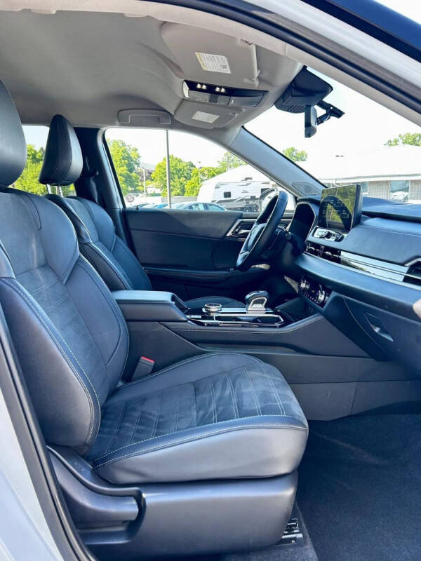 2025 Mitsubishi Outlander Trail Edition