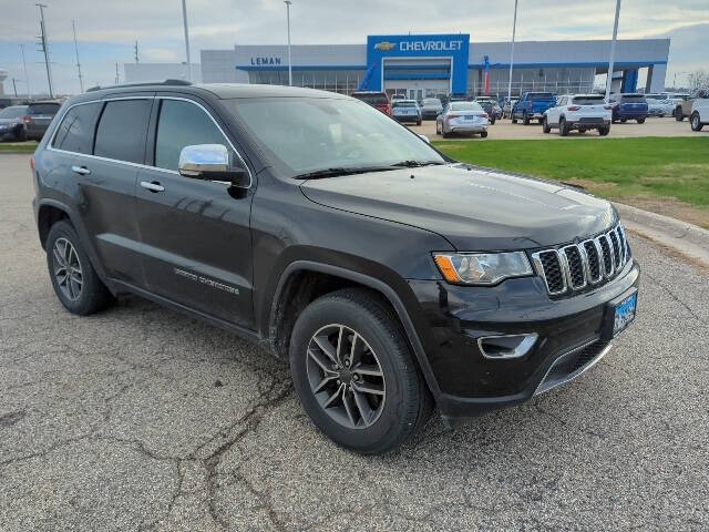 Used 2019 Jeep Grand Cherokee Limited with VIN 1C4RJFBT6KC855589 for sale in Bloomington, IL