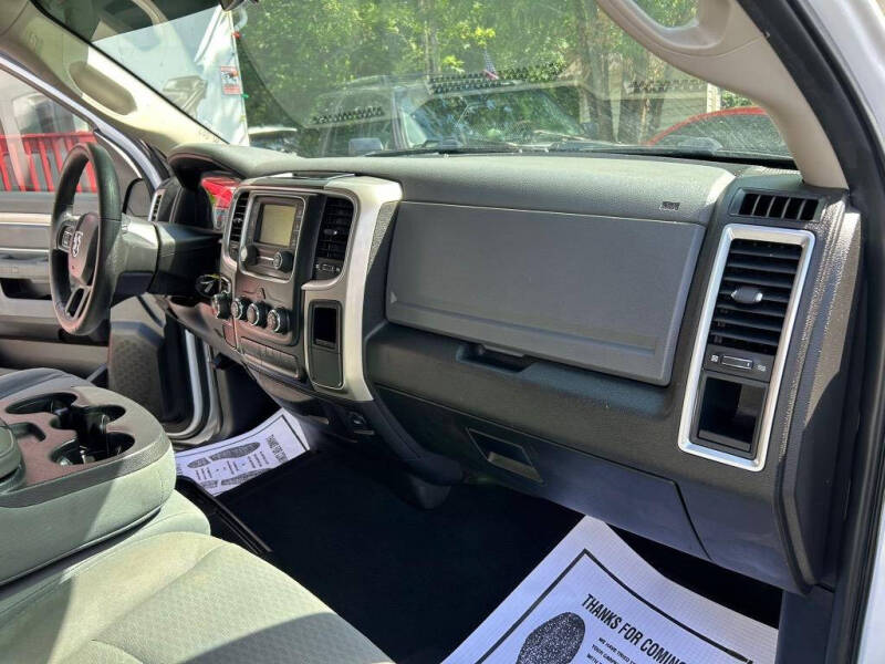 2019 RAM 1500 Classic SLT