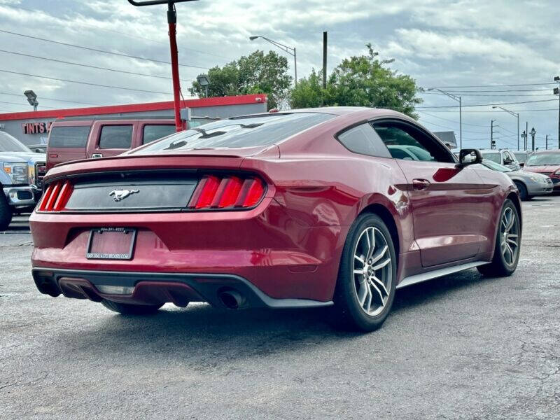 2016 Ford Mustang  - $17,995
