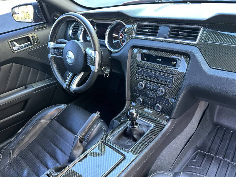 2013 Ford Mustang GT Premium