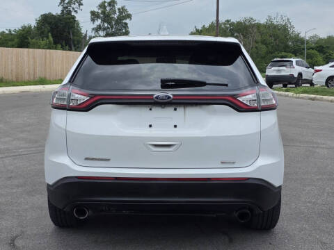 2015 Ford Edge SE