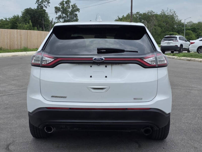 2015 Ford Edge SE