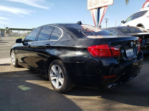 2011 BMW 5 Series 528i