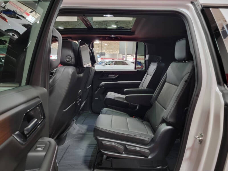 2025 GMC Yukon XL Denali