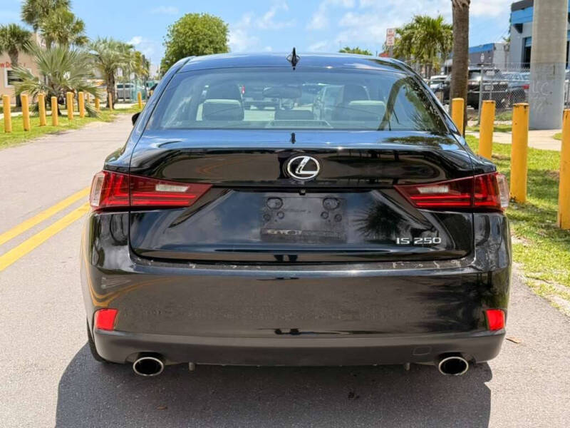 2014 Lexus IS 250