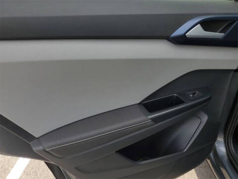 2024 Volkswagen Taos SE 4Motion