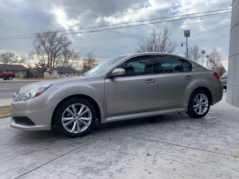 2014 Subaru Legacy 2.5i Premium photo 4