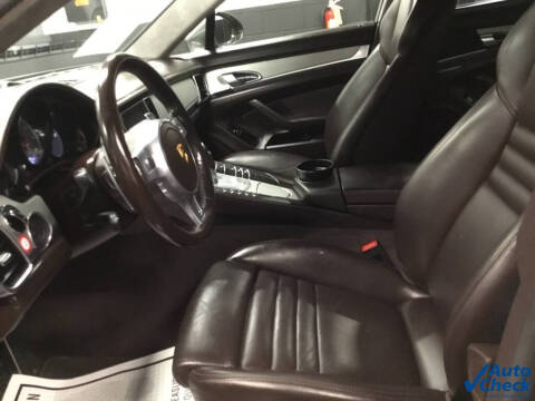 2016 Porsche Panamera GTS