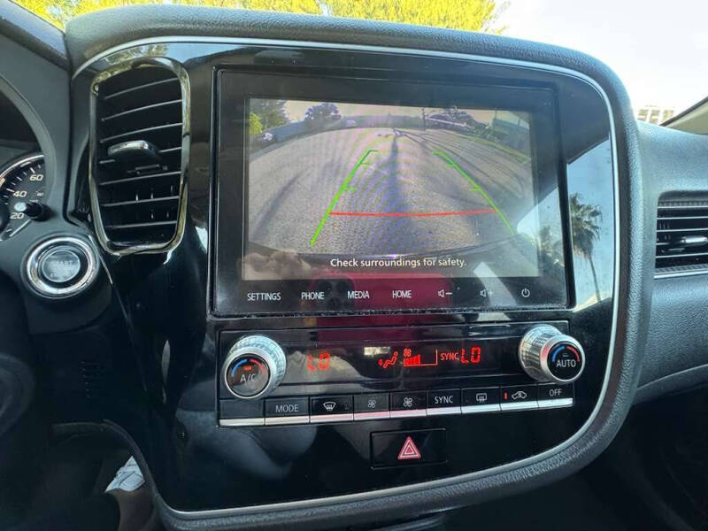 2020 Mitsubishi Outlander SEL