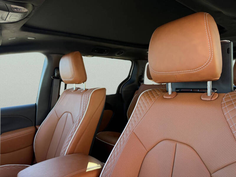 2026 Chrysler Pacifica Pinnacle
