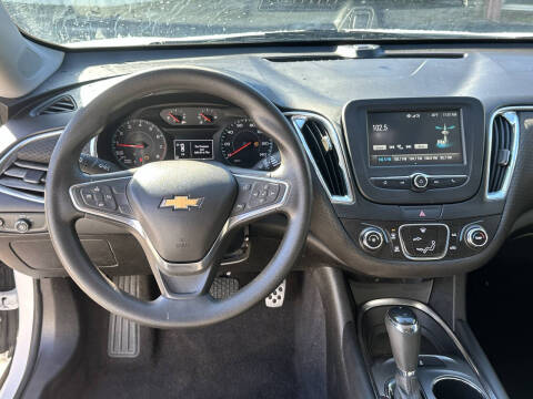 2017 Chevrolet Malibu LT